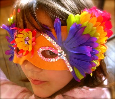 máscara de carnaval colorida